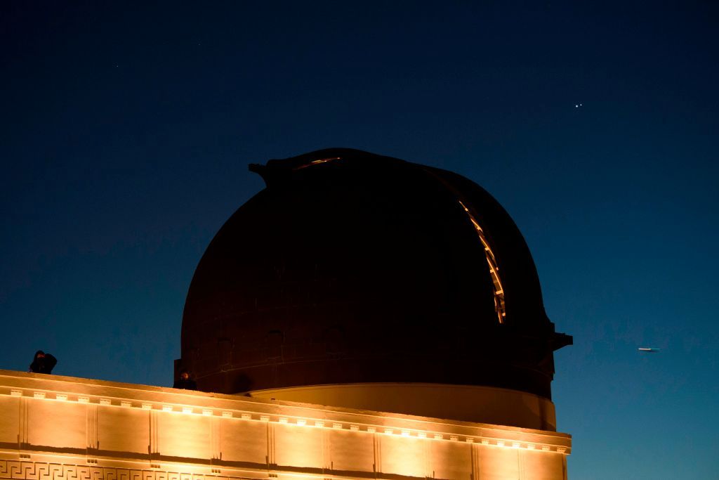 Here’s how to spot the rare conjunction of Jupiter, Mercury and Saturn in tonight’s sky